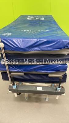 Huntleigh Lifeguard Patient Trolley with 4 x Mattress (Hydraulics Tested Working) - 3