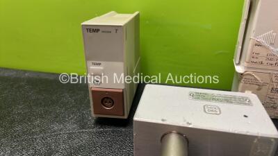 Mixed Lot Including 1 x Viasys Carefusion Micro Loop with Base Unit (Powers Up) 1 x Drager REF-Nr 8408950-24 Ventilator Block, 1 x Hewlett Packard TEMP Module, 1 x LSU Battery *Untested* 1 x Philips M3538A Heartstart Battery *Untested* - 5