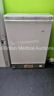 Job Lot Including 2 x X-Ray Light Boxes and 1 x Luxo LHH L.E.D Light (Powers Up) - 3