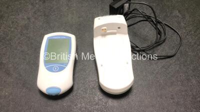 Roche Coaguchek XS Plus Coagulation Meter with Base Unit and Power Supply (Powers Up) *SN 0065741* - 4