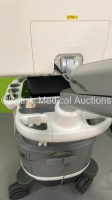 Philips Matrix Epiq 7C Release 5.0.2 Flat Screen Ultrasound Scanner Ref 989605386721 *S/N US714B0235* **Mfd 2014** SVC HW A.0 Software Version 5.0.2.94 with 2 x Transducers / Probes (X5-1 and D2cwc) (Powers Up) - 9