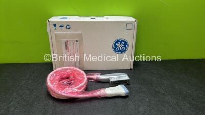 GE 12L-RS Ultrasound Transducer / Probe *Mfd - 05/2020* in Case (Unused in Box, Quality Assurance Seal Cut for Photo Purposes - See Photo for Uncut Seal)