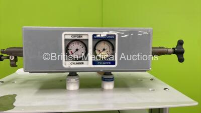 InterMed Penlon Prima SP Anaesthesia Machine with Oxygen Monitor, Hoses, and O2/N02 Mixer - 2