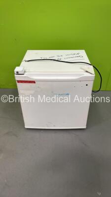 Labcold Fridge (No Plug) *4A4092*