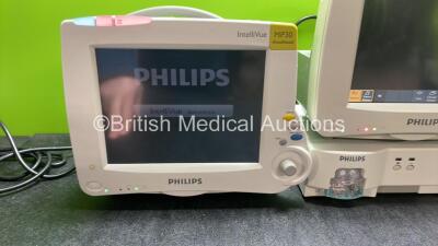 3 x Philips MP30 Patient Monitors with 1 x Philips IntelliVue G5 M1019A Gas Module Including Water Trap (All Power Up) *SN DE72877709, ARYC-0090, DE72881304, DE72877693* - 4