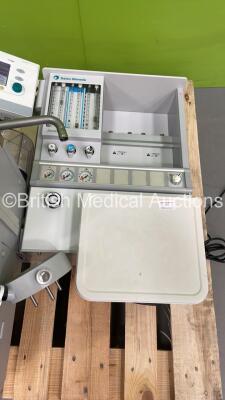 Datex-Ohmeda Aestiva/5 Wall Mounted Anaesthesia Machine with Datex-Ohmeda 7100 Ventilator Software Version 1.4 with Bellows (Powers Up) - 3