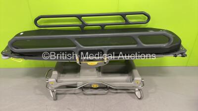 Anetic Aid QA3 Hydraulic Patient Trolley with Mattress (Hydraulics Tested Working)