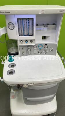 Datex-Ohmeda Aespire View Anaesthesia Machine Software Version 06.30 with Bellows and Hoses (Powers Up) - 3