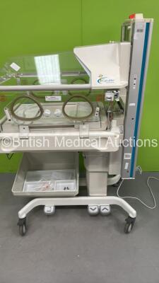 Ohmeda Medical Giraffe OmniBed Infant Incubator (Powers Up with some Missing Casing) - 4