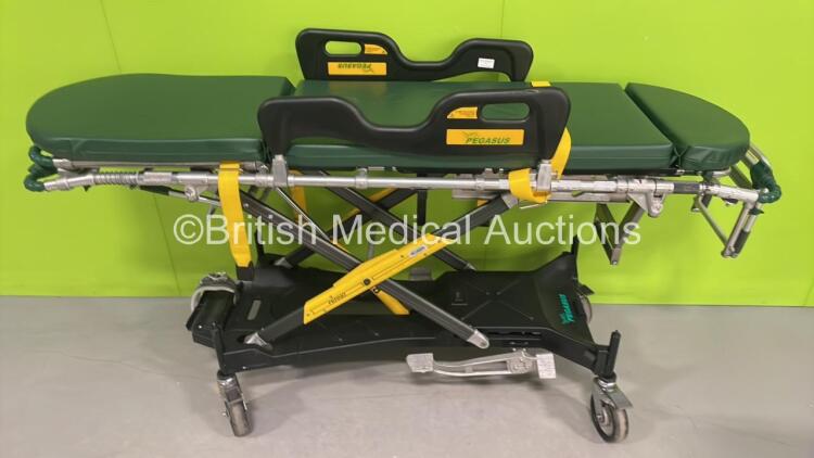 Ferno Pegasus Ambulance Stretcher with Mattress (Hydraulics Tested Working) *S/N PEG2905*