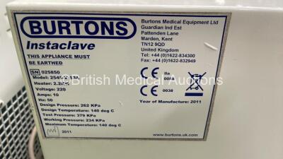 Burtons Vetclave 2545-V S3A Series 3 Automatic Autoclave (Powers Up) - 4