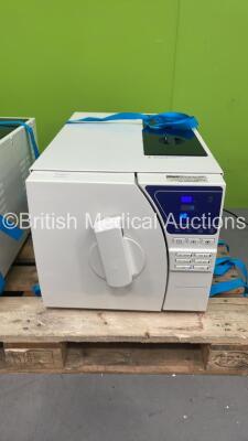 DRE SureVac 22L Vacuum Autoclave (Powers Up) *Mfd 2017*