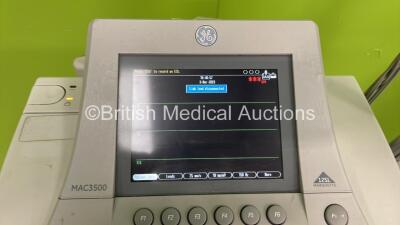 GE MAC 3500 ECG Machine on Stand with ECG Lead (Powers Up) *SCA08031052PA* - 3