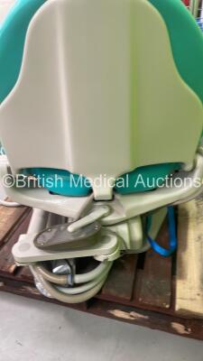 Adec Dental Suit with Chair, Spittoon, Lamp and Handpieces *S* - 3