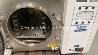 Burtons Vetclave 2545-V S3A Series 3 Automatic Autoclave (Powers Up) - 3