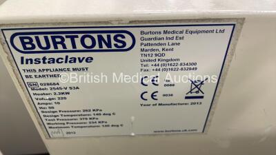 Burtons Vetclave 2545-V S3A Series 3 Automatic Autoclave (Powers Up) - 4