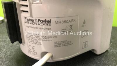 2 x Fisher & Paykel MR850AEK Respiratory Humidifier Units (Both Power Up with Damaged Casing, 1 x E20 Code - See Photos) *SN 111101123935 / 150513246288* - 8