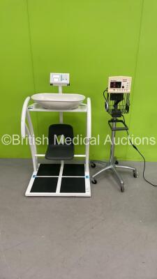 1 x Welch Allyn 52000 Series Monitor on Stand (Powers Up) and 1 x Marsden Baby Weighing Scale *19991853 / 21306131*