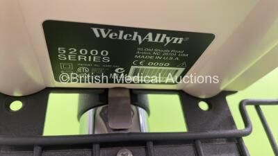 1 x Welch Allyn 52000 Series Monitor on Stand (Powers Up) and 1 x Marsden Baby Weighing Scale *19991853 / 21306131* - 3