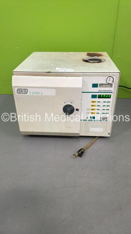 Eschmann SES 2000 Autoclave (Powers Up)