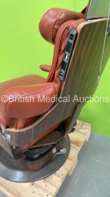 Pelton & Crane The Chairman Model CM Dental Chair (No Power - Damaged Plug) - 2