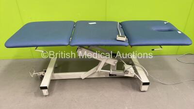 EME Electric 3 Way Patient Examination Couch with Controller (Powers Up) *S/N NA*