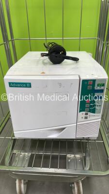 Prestige Medical Advance B Autoclave (Powers Up) *13030507*