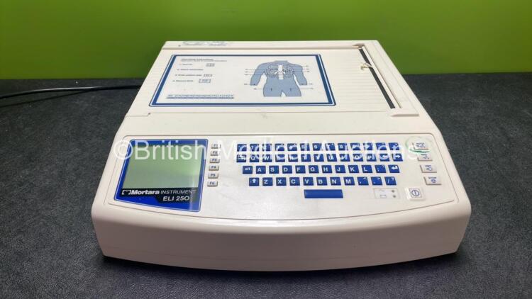 Mortara ELI 250 ECG Machine (No Power) *SN 107511983163*