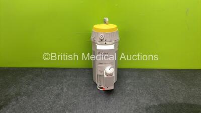 Baxter Drager Vapor 2000 Sevoflurane Vaporizer (Damaged Casing - See Photo) *ARYN-1144*