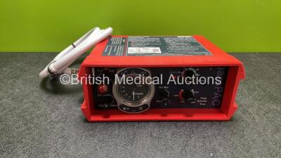 paraPAC 200D MR Compatible Ventilator with Hose *SN 1403316*