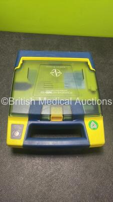 2 x Cardiac Science Powerheart AED G3 Automated External Defibrillators (Both Power Up when Tested with Doner Battery-Batteries Not Included) *SN 369102, 4303333* - 3