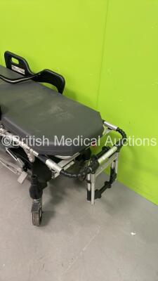 Ferno Pegasus Hydraulic Ambulance Stretcher with Mattress (Hydraulics Tested Working) *S/N PEG7323* - 4