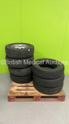 4 x spare wheels with tyres (1x 14", 1 x 15", 2 x 16") and 6 x Michelin Agilis 205/75/16 tyres with good tread (3 in picture, 6 in total)