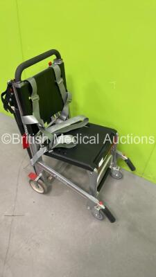 Ferno EZglide Evacuation Chair with Straps *S/N 11N-097868* - 2