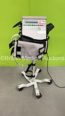 Pulmonetic Systems LTV 1000 Ventilator with CardinalHealth Battery Pack, Hose and Carefusion Charger on Stand (Powers Up) *A07579*