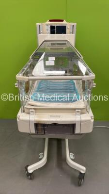 Ohmeda Medical Giraffe OmniBed Infant Incubator - Incomplete (Powers Up with Alarm and Blank Screen)