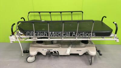 Stryker 0737 Transport Patient Trolley with Mattress (Hydraulics Tested Working) *0705 090527*