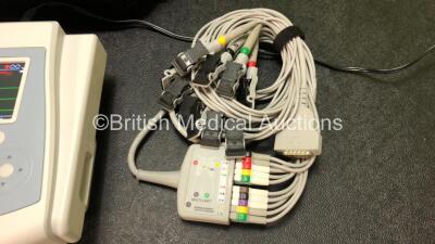 GE MAC 600 ECG Machine with 1 x 10 Lead ECG Lead, 1 x Power Supply and Accessories in Carry Case *Mfd 2015* (Powers Up, Electrodes Expired 2018) *SN SF715052774PA* - 4