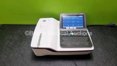 GE MAC 2000 ECG Machine *Mfd 2015* (Powers Up)