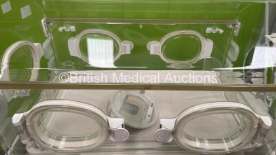 Atom Incu i Infant Incubator with Mattress (Powers Up) - 2