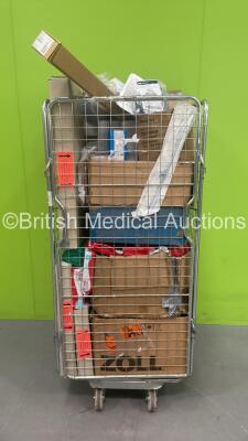 Cage of Mixed Consumables Including F&P Airvo 2 Chamber Kits, Ambu aScope Broncho Samplers and Clinell Wipes (Cage Not Included - Out of Date)