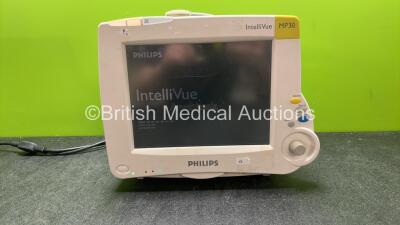 Philips IntelliVue MP30 Patient Monitor (Powers Up)