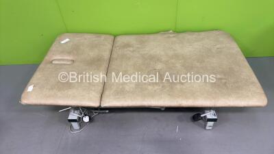 Plinth Co Electric Couch with Controller (No Power - Damaged - See Pictures)