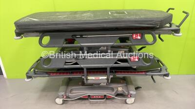 2 x Anetic Aid QA3 Hydraulic Patient Examination Couches with 1 x Mattress (Hydraulics Tested Working - Mattresses Full of Water)