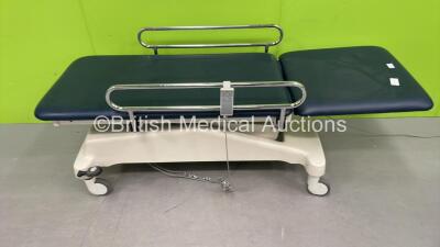 Huntleigh Electric Patient Examination Couch with Controller (Powers Up) *S/N IPS-12240*