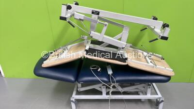 1 x Seers Medical Electric Patient Examination Couch with Controller and 1 x Plinth Co Electric Patient Examination Couch (Unable to Power Test Due to No Controller)