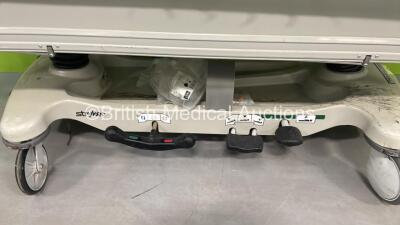 Stryker Transport Patient Trolley with Mattress (Hydraulics Tested Working) - 2