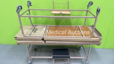 2 x Unknown Model of Patient Examination Couches *S/N 5505873*