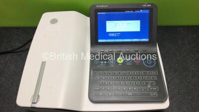 GE Healthcare Mac 2000 ECG Machine *Mfd 2014* (Powers Up with Damage to Casing - See Photos) *SN SJQ14341382PA* - 2