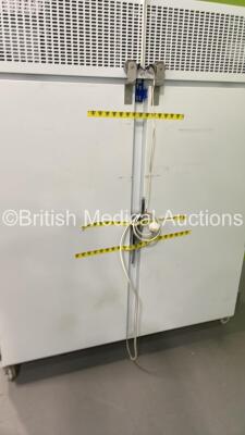 Vindon Model 1522 PT Laboratory Fridge (Powers Up) *GL* - 5